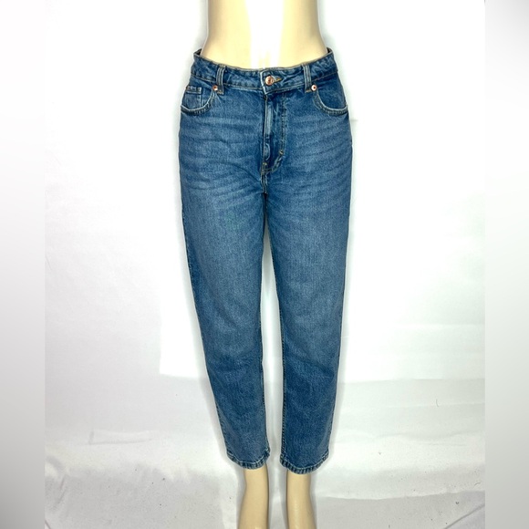 ZARA MED TINT STONEWASHED HIGH RISE DENIM JEAN SIZE 8 - Picture 1 of 3